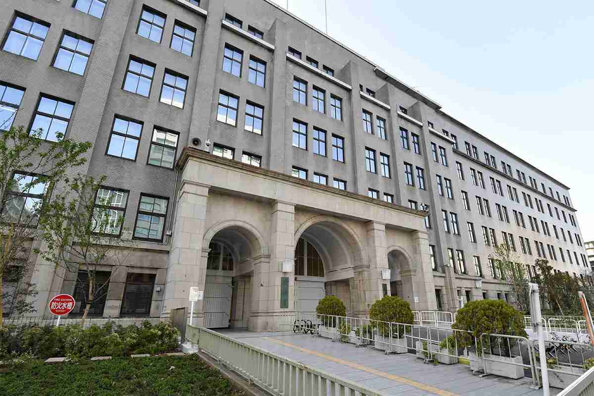退職金2000万円で最悪の場合「101万円の増税」！　退職金増税であなたの退職金はいくら減る？　財務省の説明に専門家は「詭弁、ないしはウソ」（デイリー新潮） - Yahoo!ニュース