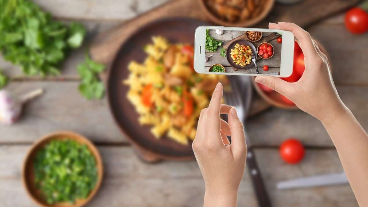 料理研究家インフルエンサーの「私が考案したレシピをパクられた」という主張は著作権法違反で訴えることができる？ 弁護士に聞いてみた  | 集英社オンライン | ニュースを本気で噛み砕け