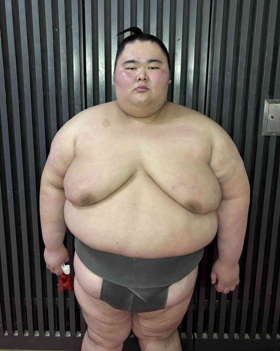 体重２２０キロの力士　減量宣言「健康のために落とさないと」…２月の検診で血管見つからず - スポーツ報知