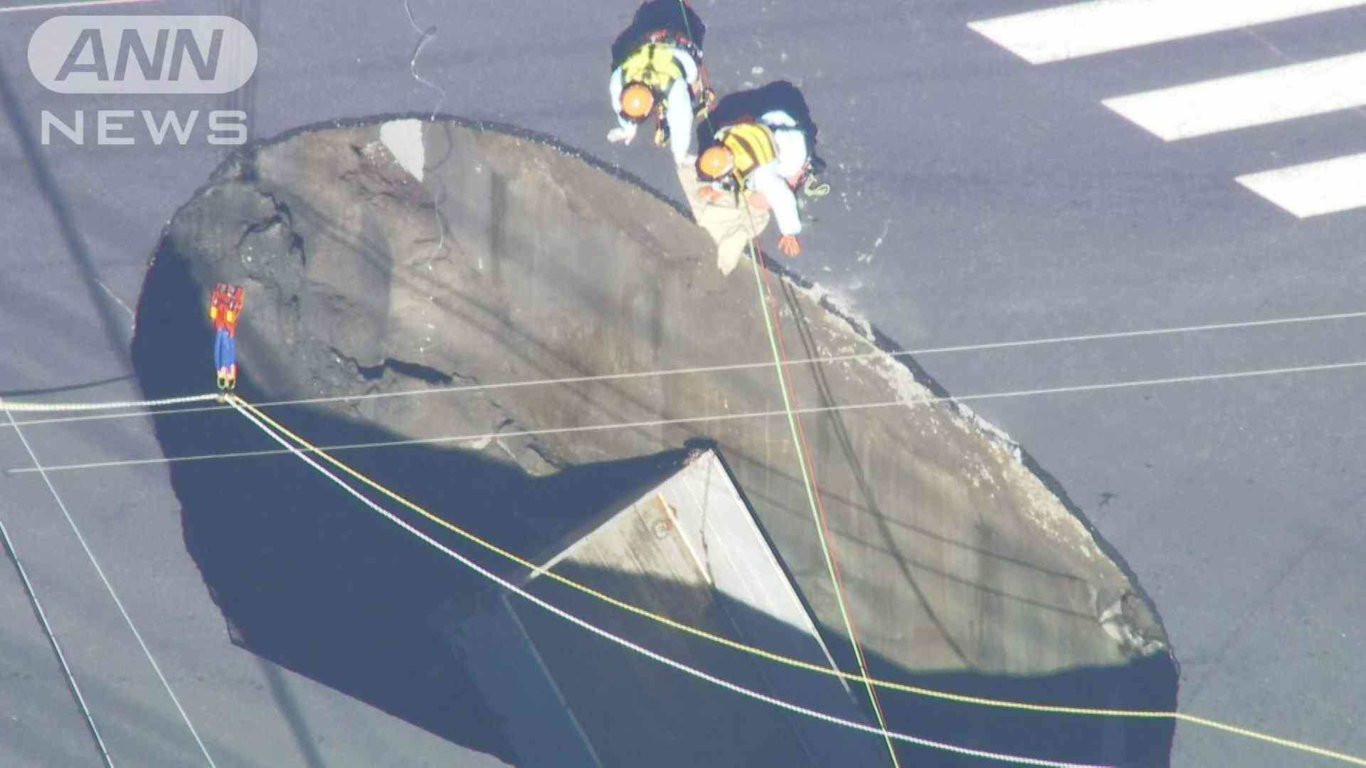 「別の方法もあった」いまだドライバー不明の八潮道路陥没事故で消防関係者が指摘した〝消防の不手際〟