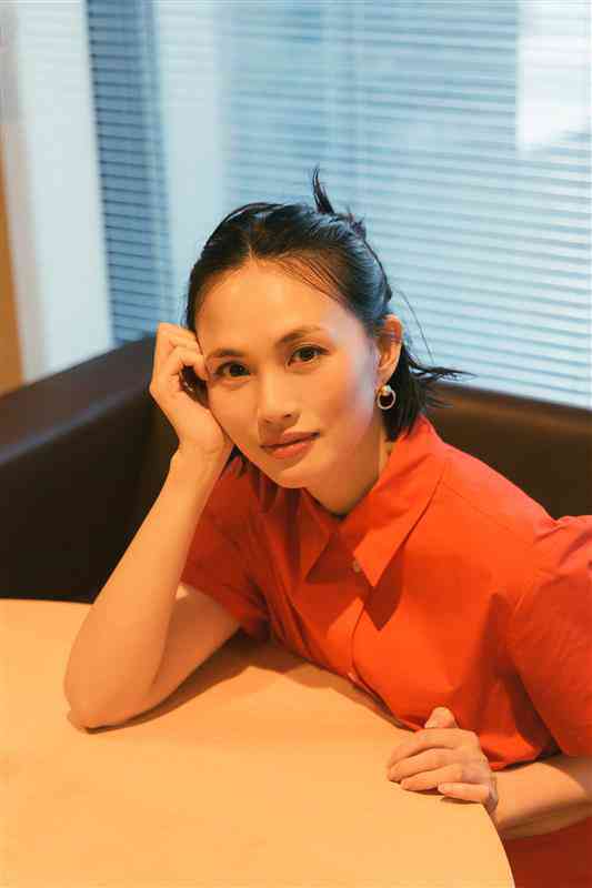 「仕事と家庭の両立のハードルはそこまで高くない」40歳女優が明かす“理想と現実” | 女子SPA！