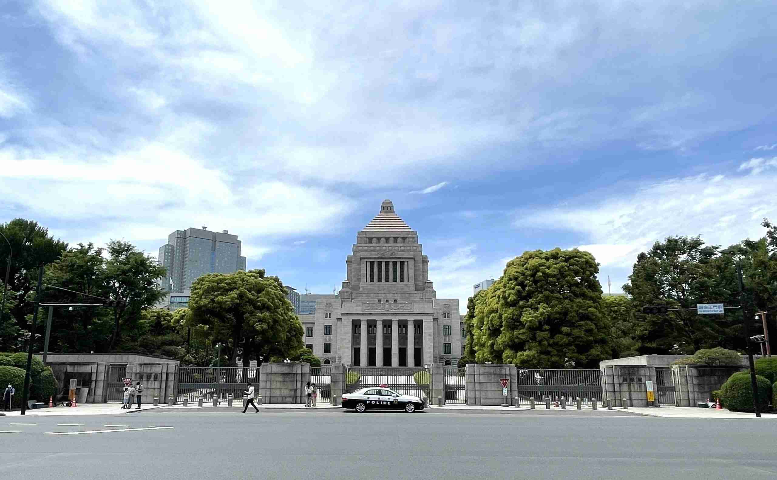 甘利明労働大臣「企業は勝ち抜く必要」、派遣労働の対象業務を自由化【非正規4割時代-2】 | Tansa