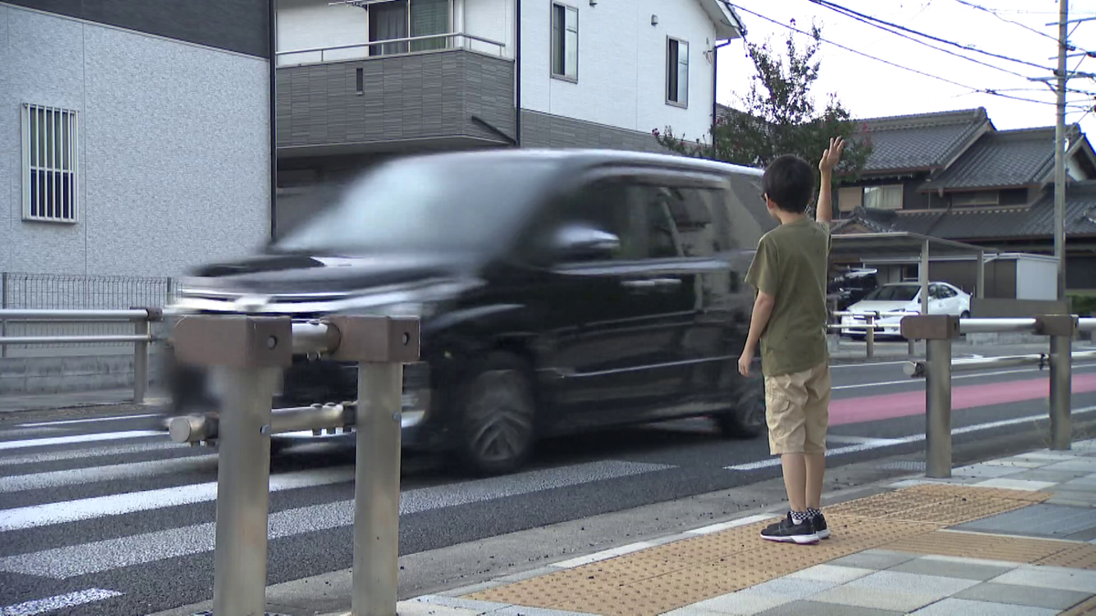 「いかつい兄ちゃんは止まってくれる。止まってくれないのは…」　小学6年生が横断歩道の“車の停止率”を調査　“止まる車”と“止まらない車”の意外な傾向とは…？（2024年10月26日掲載）｜中京テレビNEWS NNN