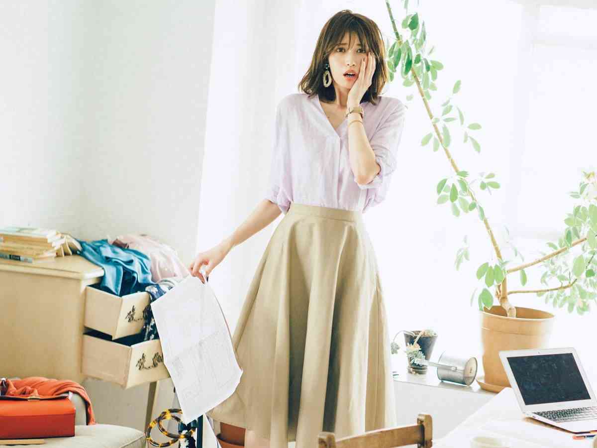 【宮田聡子 ユニクロ】宮田聡子が結婚詐欺に遭う！？　ユニクロ＆GUで残暑を乗り切る波乱万丈の着回しストーリー！【前半】 ファッションで私らしく   - with online - 講談社公式 - | 自分らしく、楽しく