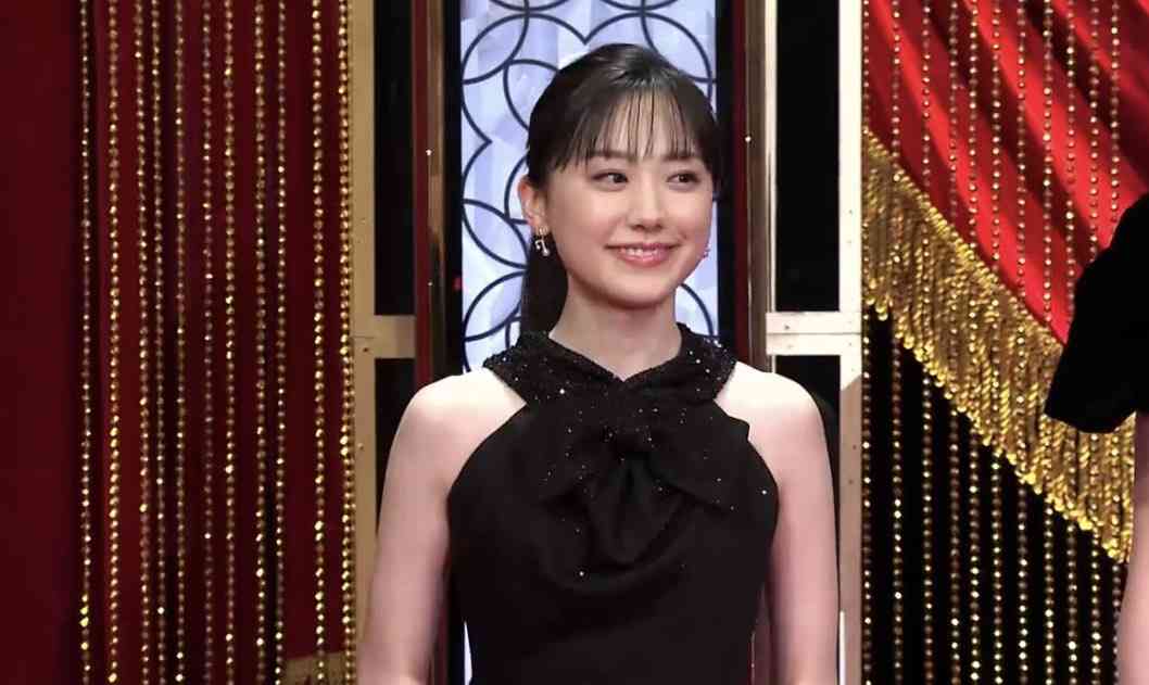 芦田愛菜のチャイナドレス姿は実在する？噂の真相と2026年最新衣装事情を徹底解剖