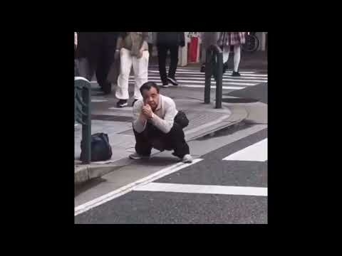 【帰れ】中国人男が路上で脱糞　京都下京区