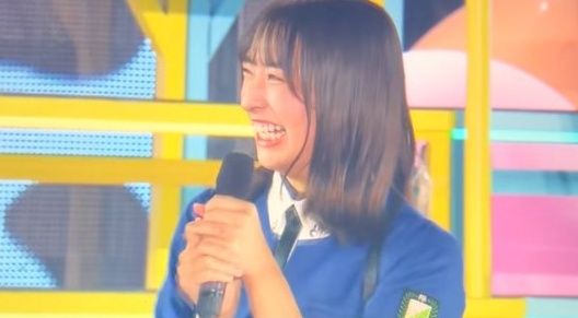 元日向坂・井口眞緒、「ボロボロすぎる」育児投稿→その後にまさかのライブ出演　キラキラのアイドル姿にネット衝撃