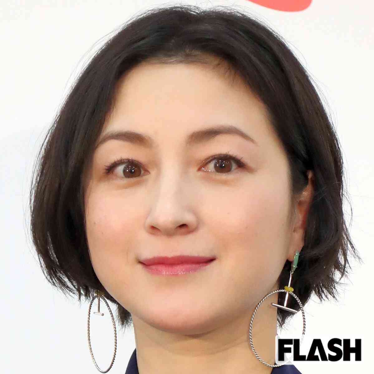 【15年前にも追突】広末涼子容疑者、逮捕でわかった運転に“積極的”な一面「W不倫相手」を乗せ自らハンドルを握った姿も（SmartFLASH） - Yahoo!ニュース