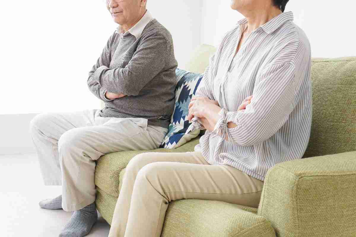 「もっと早く自由を手に入れていたら…」50代後半に離婚した女性の後悔 「我が子のため」「義父・義母のため」と決断を先延ばししたことで大きく変わる人生設計 | マネーポストWEB