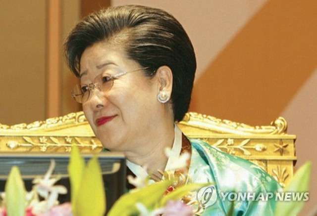 韓国検察　旧統一教会総裁を出国禁止に＝尹前大統領夫妻絡む疑惑で（聯合ニュース） - Yahoo!ニュース