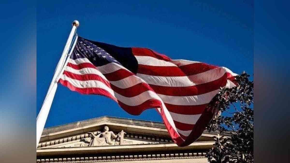 ムーディーズ、米国債の格付けを最上位「Ａａａ」から１段階引き下げ…財政赤字の拡大理由に : 読売新聞