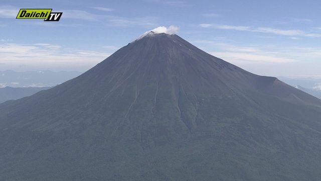 富士登山の中国籍男性2人が遭難も自力で下山… 「1年中 富士山に登れると思った」SNSを見た第三者が通報 | ガールズちゃんねる - Girls Channel -