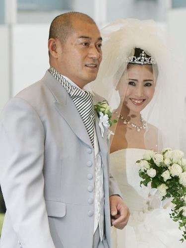 ４歳息子残しなぜ…松平健の妻、自宅で首つり自殺 - スポニチ Sponichi Annex 芸能