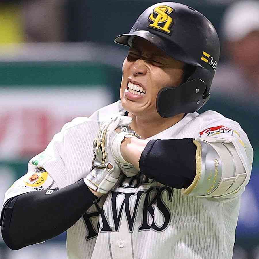「病院に行くほどではないと聞いています」　ソフトバンク小久保監督、左手付近に死球で途中交代の野村勇に言及（西スポWEB OTTO！） - Yahoo!ニュース