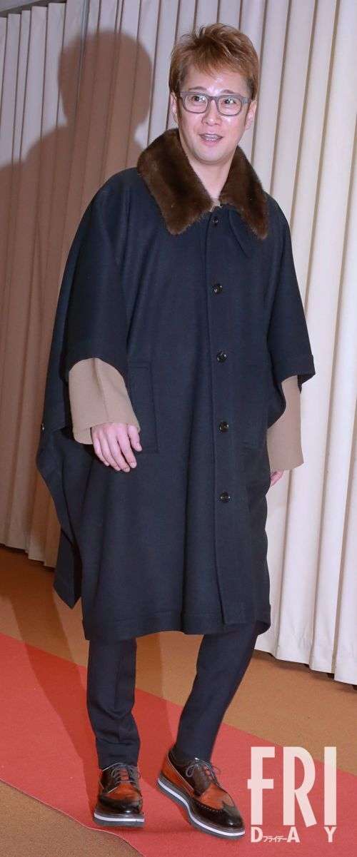 中居正広　「表舞台に復帰するためではない」……今さら「反撃開始」の“本当の狙い”（FRIDAY） - Yahoo!ニュース