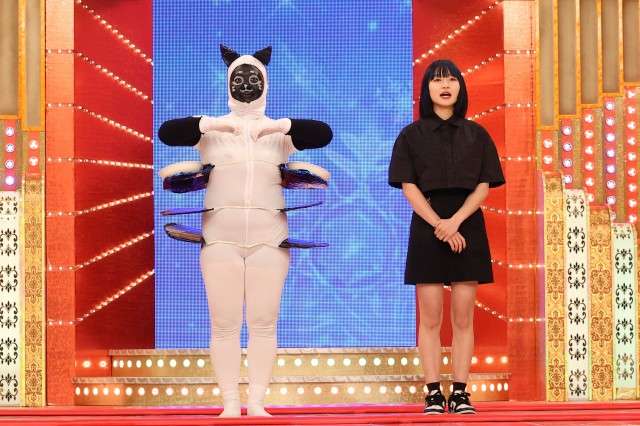「猫ロボットで効率化だ！→採用も増えちゃいました」 ガストやしゃぶ葉で導入の配膳ロボット。運営会社も驚いた“意外な効果”を聞いた
