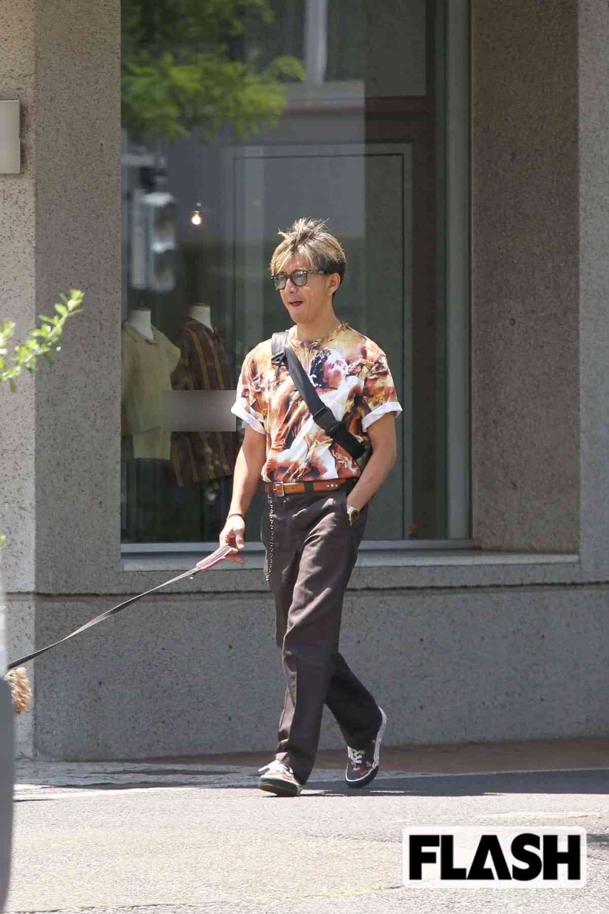 木村拓哉『教場』復活にCM急増“絶好調”を示す「イケイケ私服」…ド派手Tシャツと「200万円超の海外高級時計」