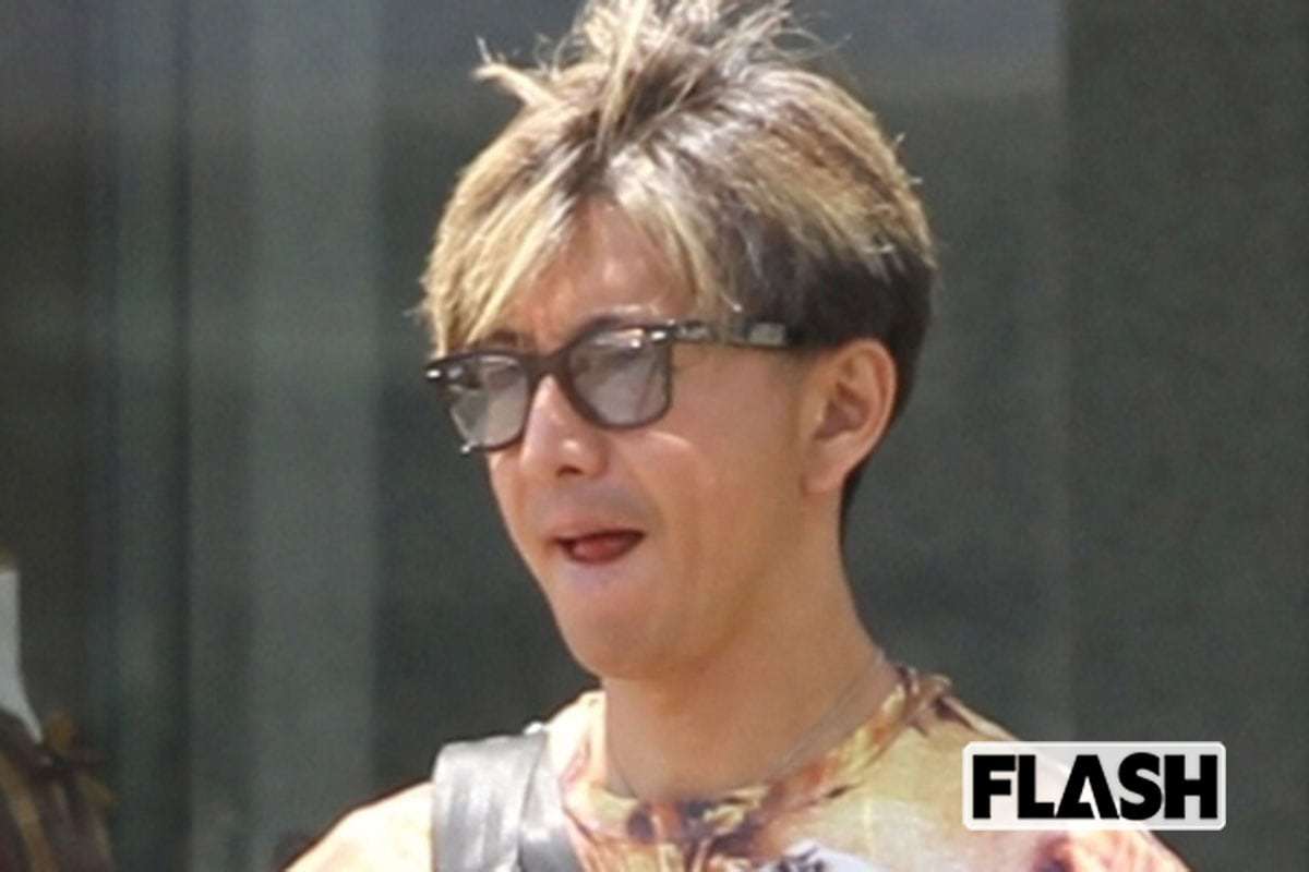 木村拓哉『教場』復活にCM急増“絶好調”を示す「イケイケ私服」…ド派手Tシャツと「200万円超の海外高級時計」 | Smart FLASH/スマフラ[光文社週刊誌]