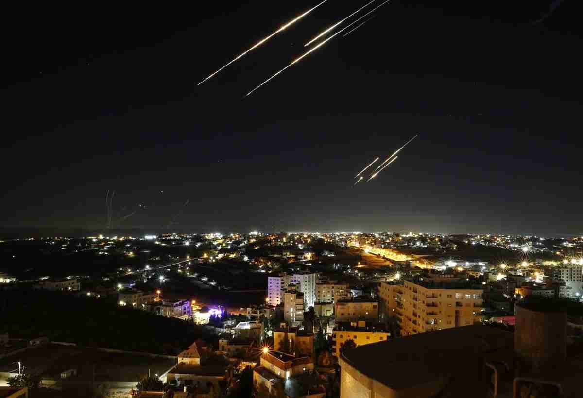 イラン最高指導者、「戦いが始まる」と警告（CNN.co.jp） - Yahoo!ニュース