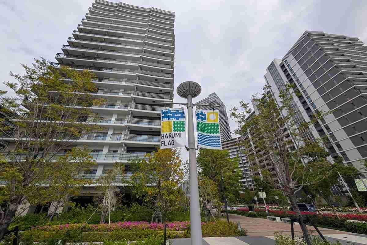 《旧五輪選手村「晴海フラッグ」に異変》一帯に出来上がった中国人経済圏　マンションを買っているのは北京や上海で月給20万～40万円で働く“普通の人たち”か