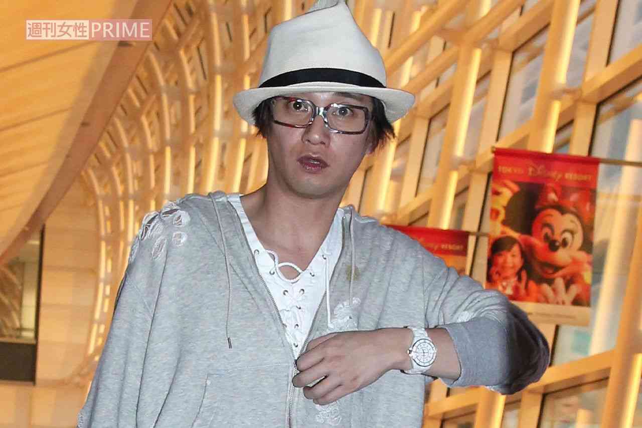 中居正広、女性トラブルで引退後の“引きこもり”生活を助ける「家賃8万円のワンルーム」に住まわせるダンサー恋人（2ページ目） | 週刊女性PRIME