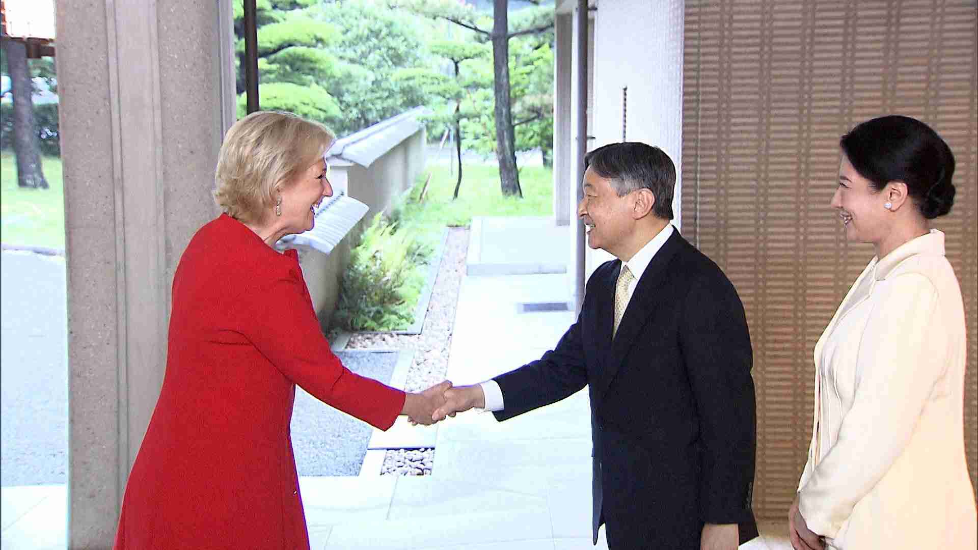天皇皇后両陛下がベルギー王女夫妻と歓談　愛子さまも同席（FNNプライムオンライン（フジテレビ系）） - Yahoo!ニュース