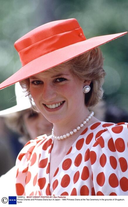 [写真特集]「ダイアナフィーバー」に沸いた1986年、故ダイアナ妃の来日を写真で振り返る (Yahoo!ニュース) - Yahoo!ニュース
