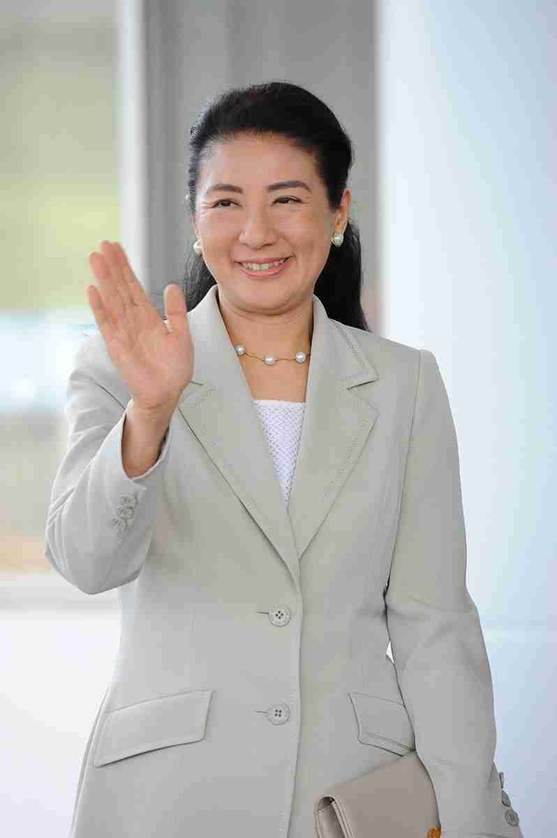 「コートが高級すぎる」「元ボーイフレンドが…」　ご成婚から32年　「雅子皇后」を苦しめた“誹謗中傷”と宮内庁の旧弊（デイリー新潮） - Yahoo!ニュース