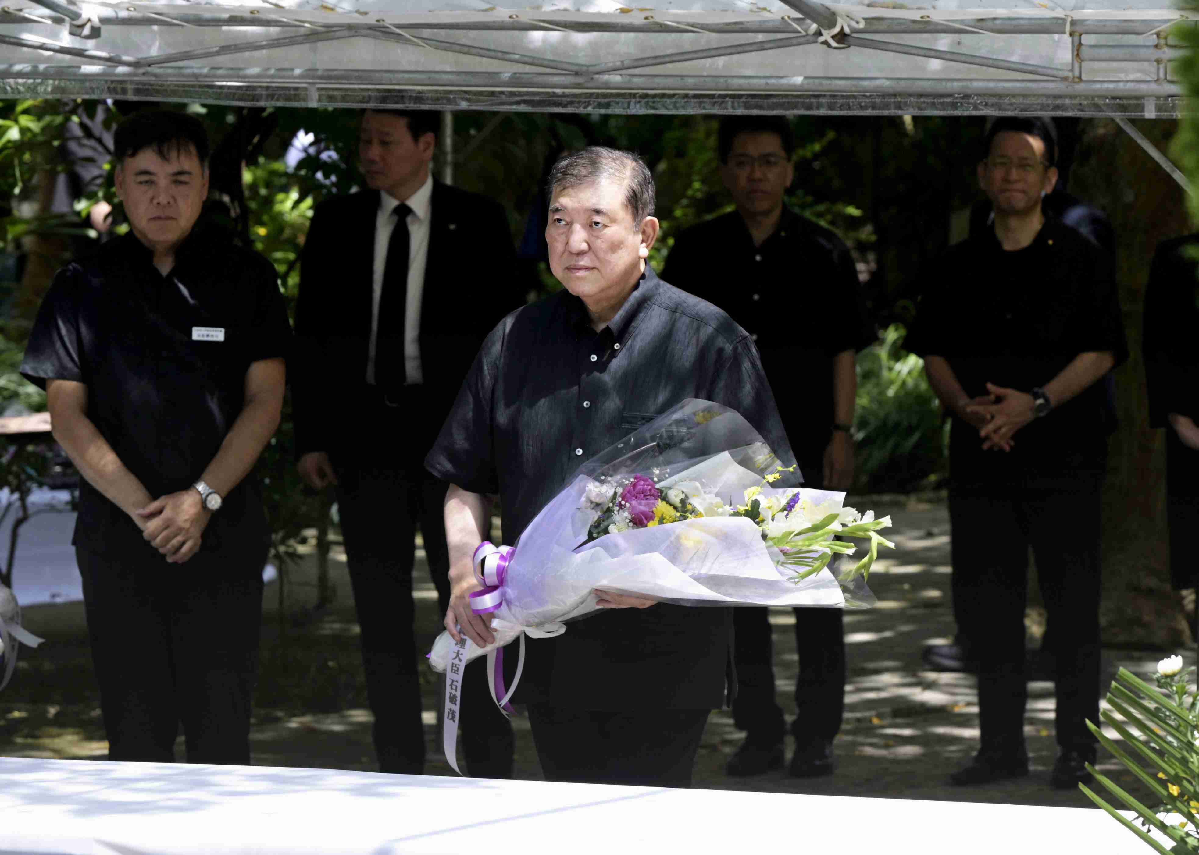 沖縄慰霊の日、死者20万人悼む　首相、ひめゆりの塔に献花|47NEWS（よんななニュース）
