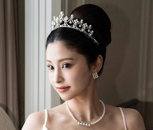 明松美玖ウエディングドレス姿公開「実写版ディズニープリンセス」夫はサッカー日本代表堂安律 - 結婚・熱愛 : 日刊スポーツ
