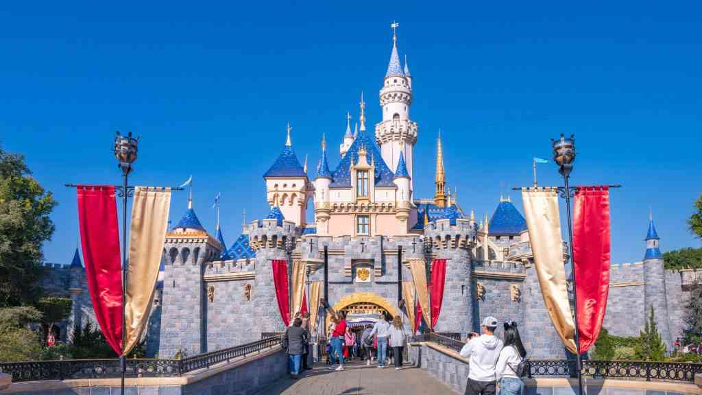 ディズニーランドで「プリンセスの朝食」を注文したらとんでもない金額に | クーリエ・ジャポン