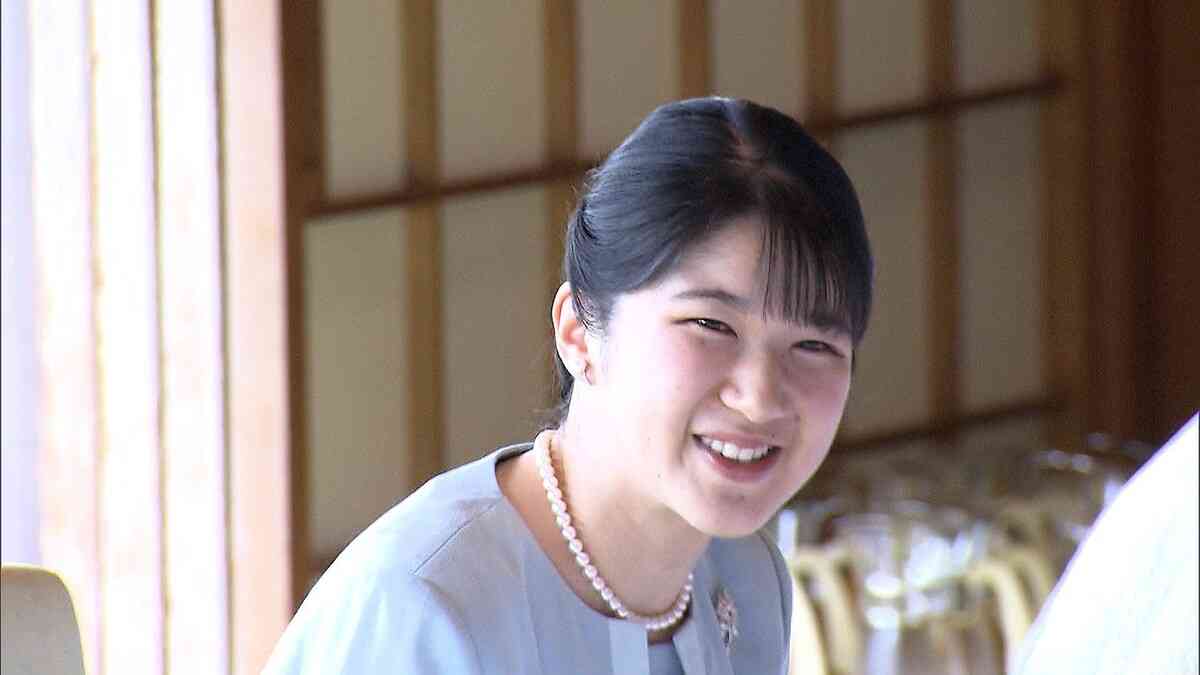 天皇皇后両陛下　日本芸術院賞受賞者らと宮中茶会　愛子さまは「ガンダム」の話題で歓談　佳子さまも出席 - ライブドアニュース