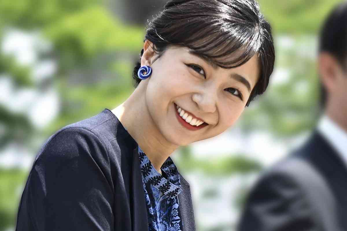 《第一子出産で注目》佳子さま、眞子さんの“お下がりファッション”ブランドは「ご家族で愛用」背景にあった母・紀子さまの影響【軍地彩弓のファッションNEWS】｜NEWSポストセブン