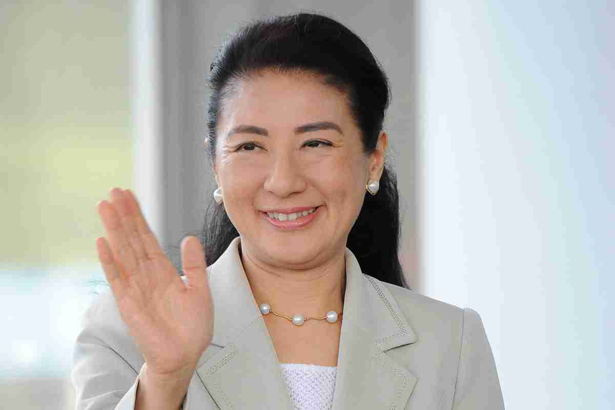 「コートが高級すぎる」「元ボーイフレンドが…」　ご成婚から32年　「雅子皇后」を苦しめた“誹謗中傷”と宮内庁の旧弊 | デイリー新潮