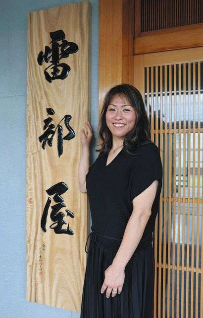 新十両・獅司が「ママ」と呼ぶ雷部屋のおかみさんは女子相撲で3度の日本一「ママは獅司より相撲が強い」：中日スポーツ・東京中日スポーツ 