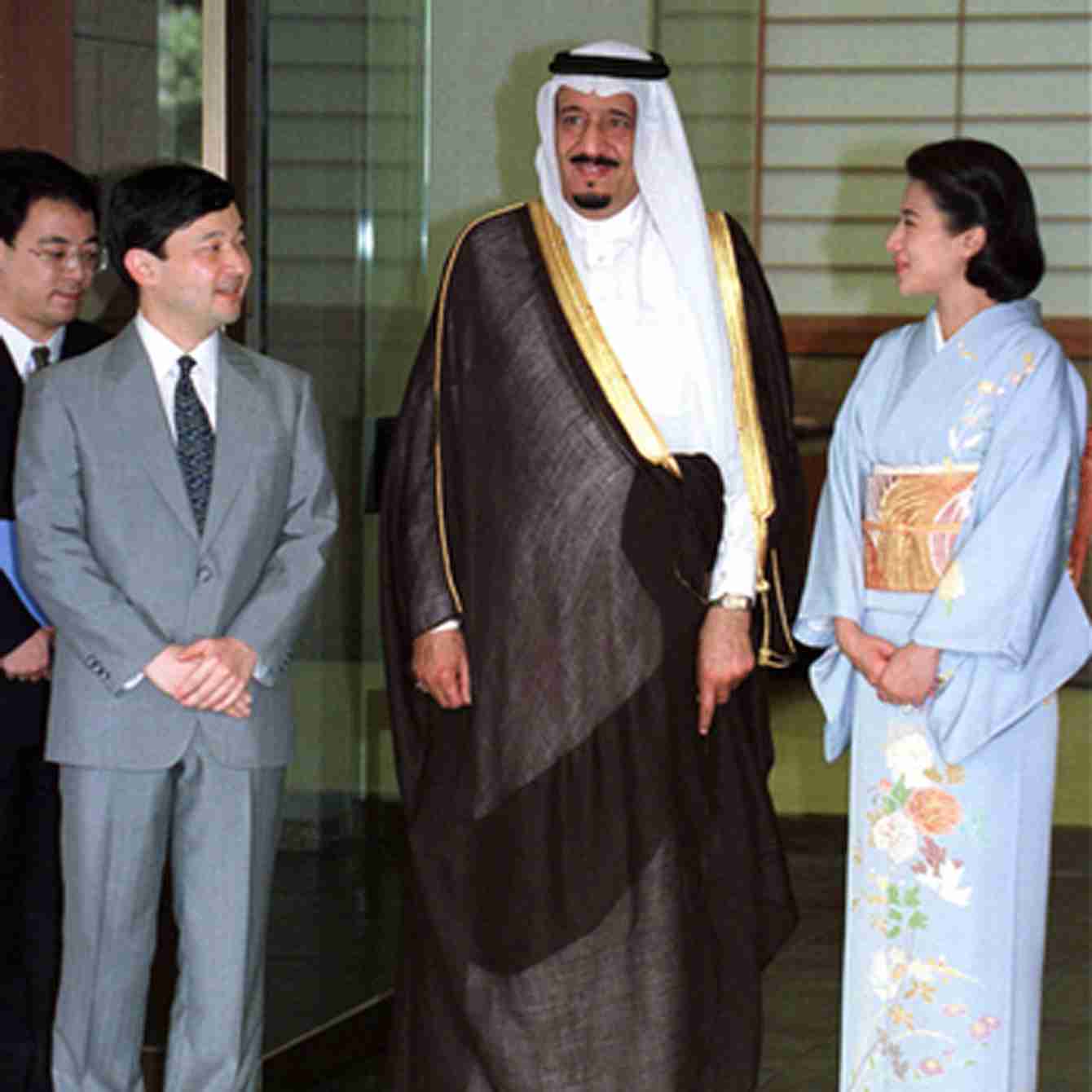 【天皇、皇后両陛下ご成婚から32年】美しき雅子さまの和装姿とともに振り返る、仲睦まじいお二人の歩み（webマガジン mi-mollet） - Yahoo!ニュース