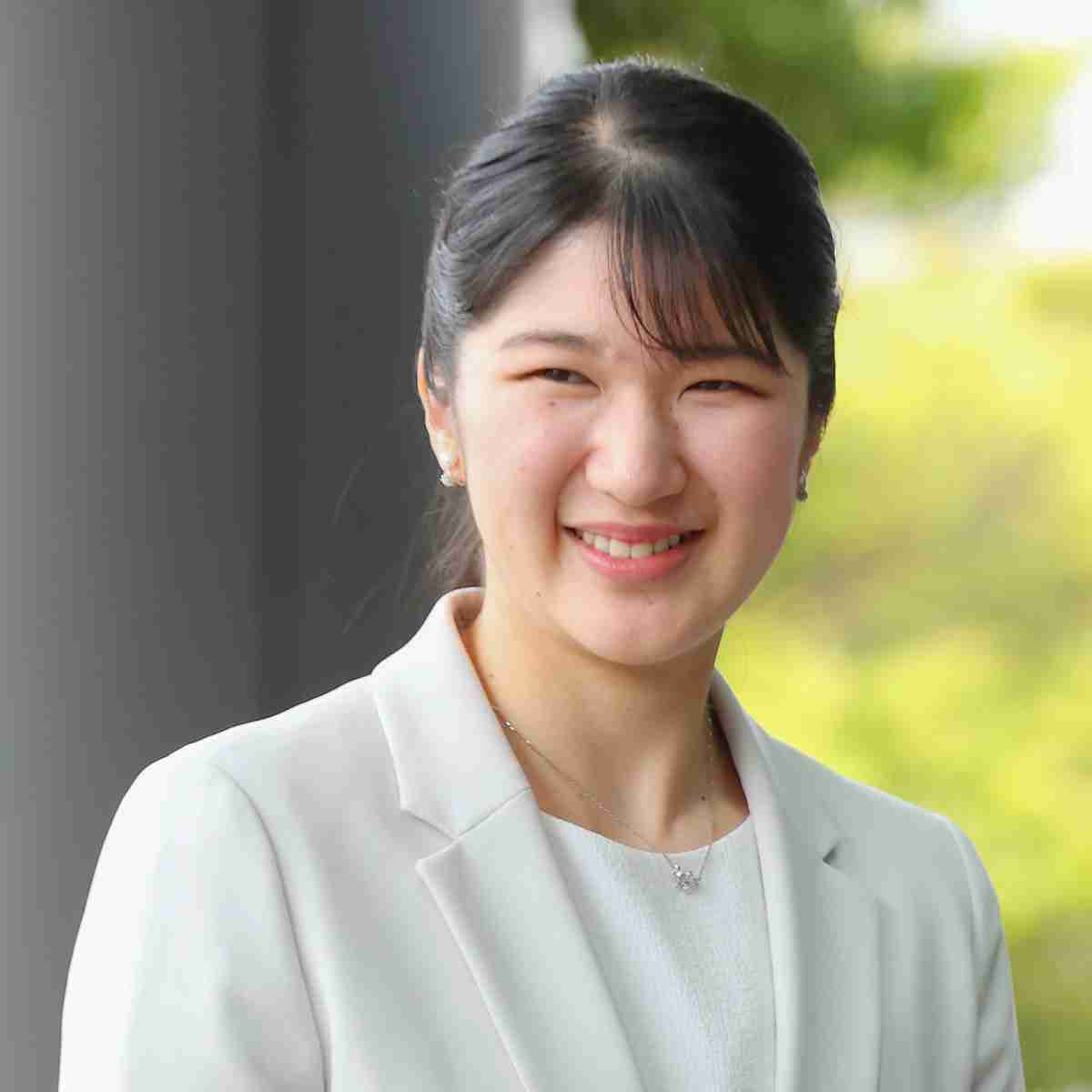 《女性・女系を排除すべきでない》読売提言に保守派が動揺…元宮内庁長官ら幹部も同調していた“唯一の打開策”（女性自身） - Yahoo!ニュース