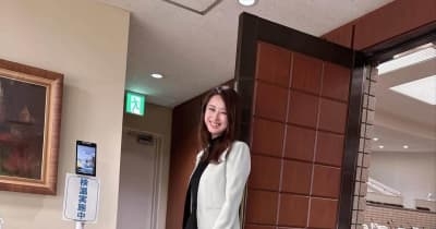 「美人すぎる市議」藤川優里氏45歳、変わらぬ美しさ手でハートを　初当選から18年...八戸市議会初の女性議長に ｜ J-CASTニュース