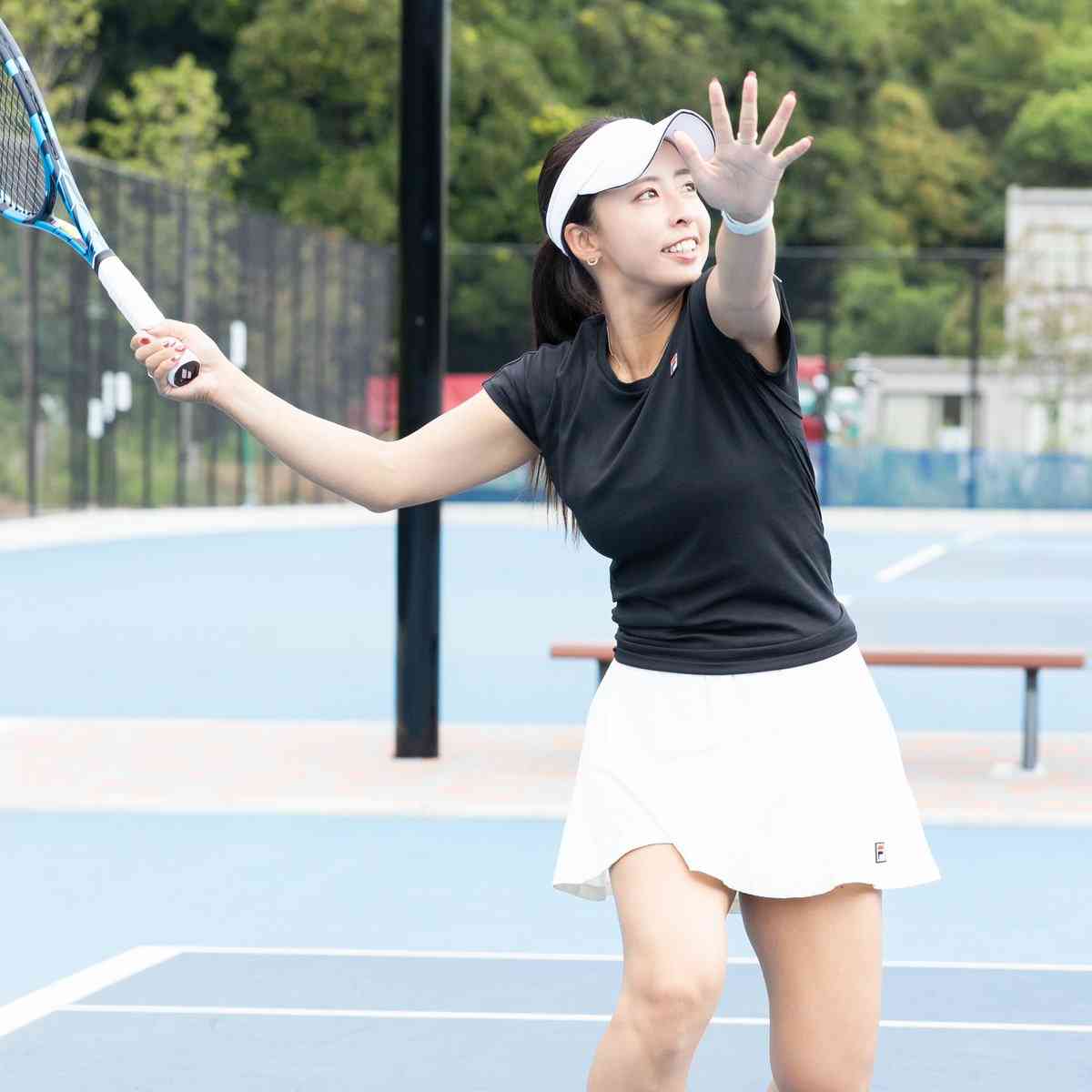プロテニス選手・園田彩乃「ほしい物リスト」に並ぶ生々しい高単価商品の数々…初のファンミ価格は強気のお値段