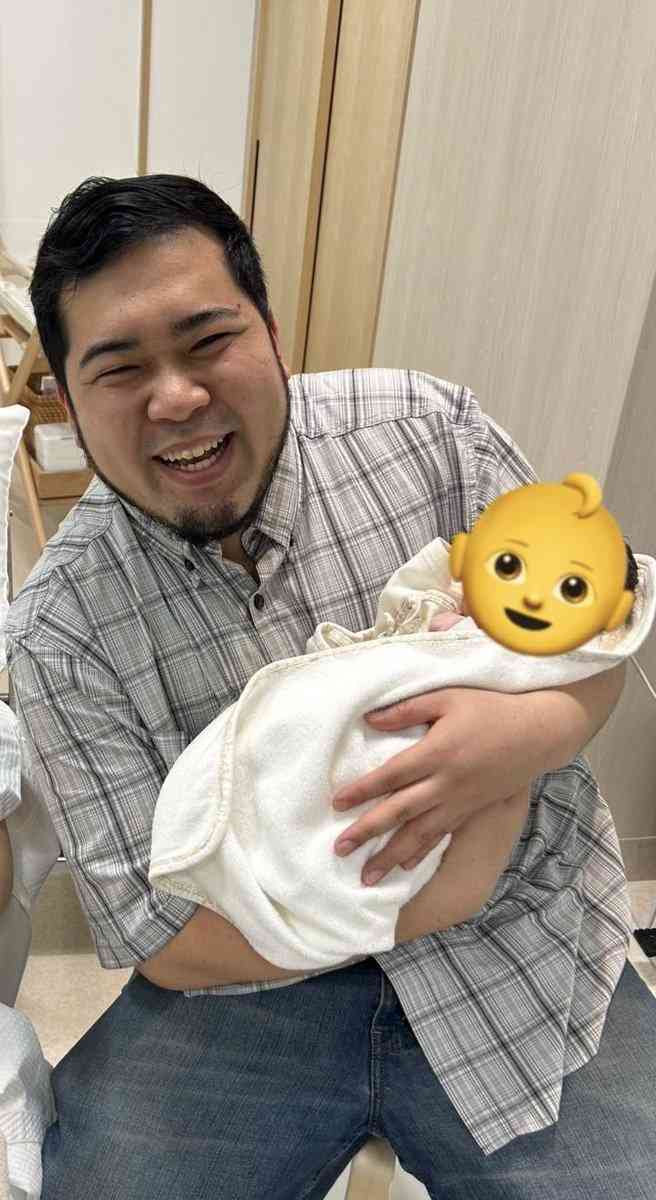 令和ロマン・松井ケムリ、結婚と第1子誕生を発表「実は昨年に結婚をしていました!」お相手は「一般の方です」