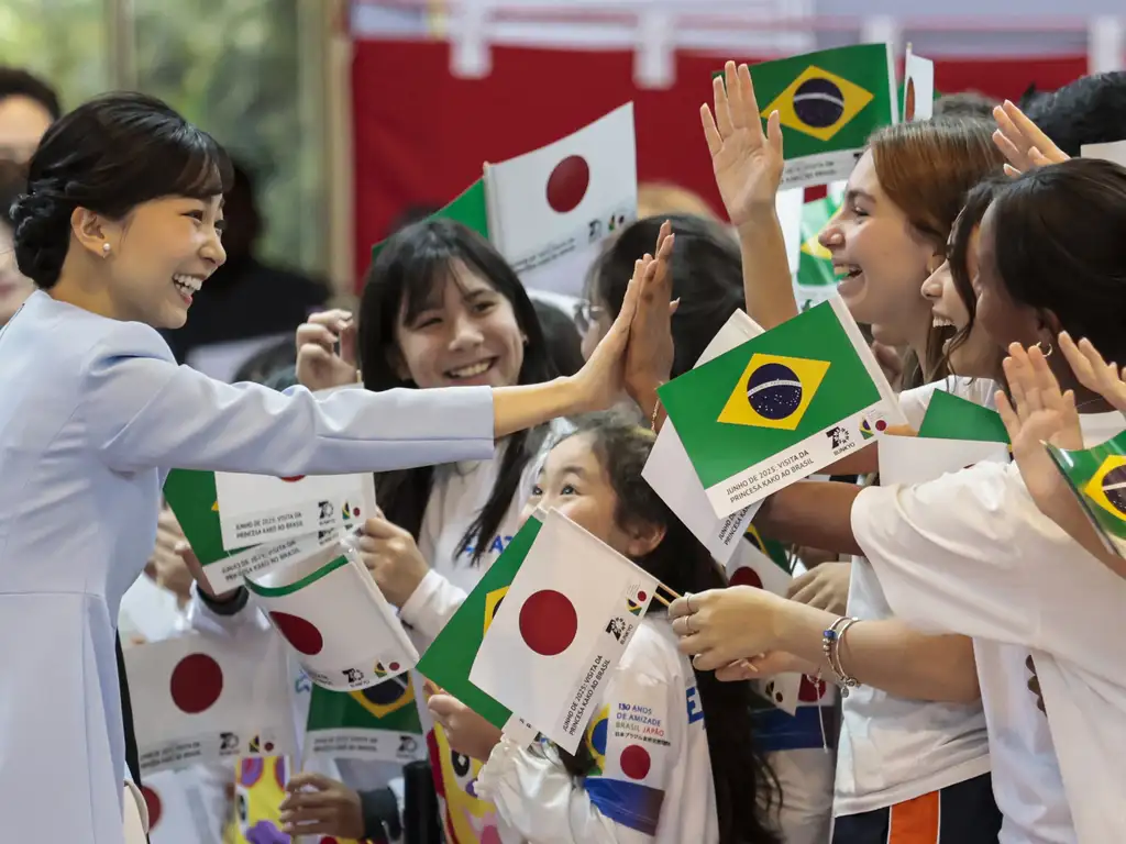 Princesa japonesa inicia visita oficial ao Brasil em comemoração aos 130 anos de relações diplomáticas - Portal IN - Pompeu Vasconcelos - Balada IN