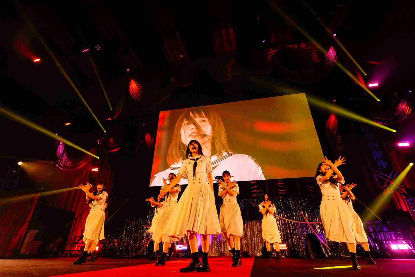 櫻坂46四期生楽曲「死んだふり」センターは“最年少”16歳・山田桃実 堂々の初披露に反響【First Showcase】 - モデルプレス