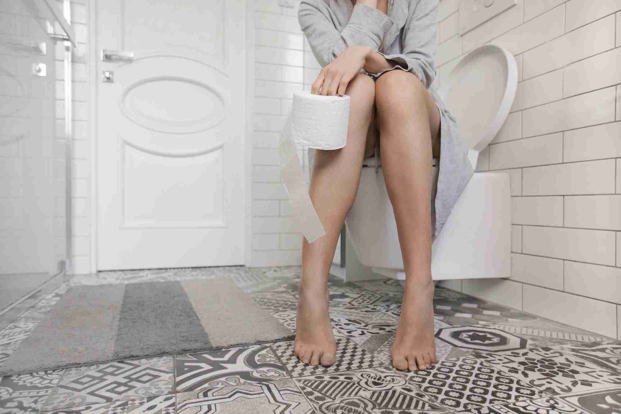 専門家が教える「女性の正しいおしっこの拭き方」間違った拭き方が尿漏れ・臭いの原因に！ - 医療法人神楽岡泌尿器科 | 北海道旭川市