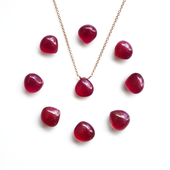ルビーのプレーンマロンカットネックレス　～Georgette ネックレス・ペンダント Lipatti 通販 3072660｜Creema(クリーマ)