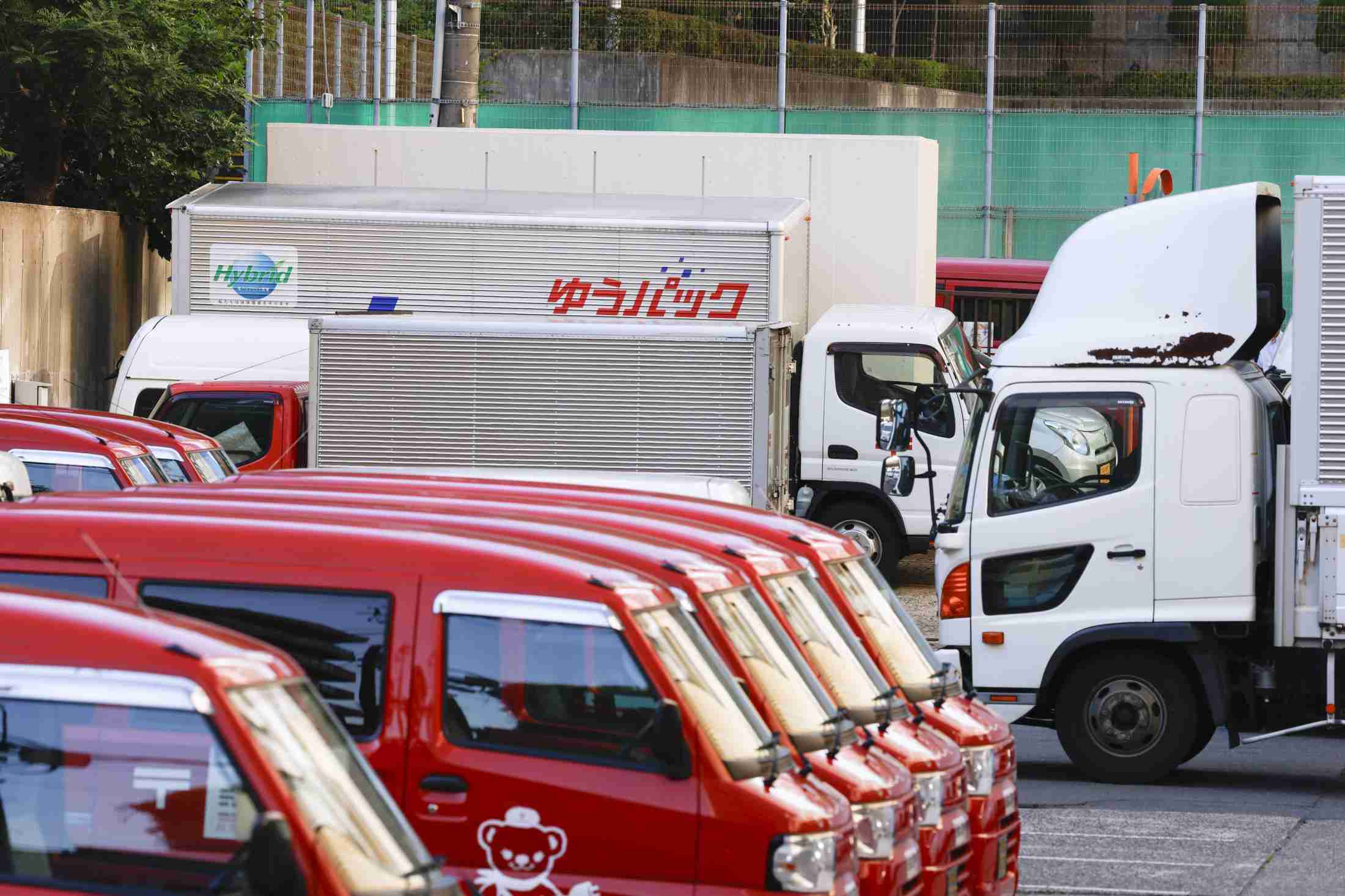 【独自】郵便貨物2500台売却へ　処分対象のトラック・バン（共同通信） - Yahoo!ニュース