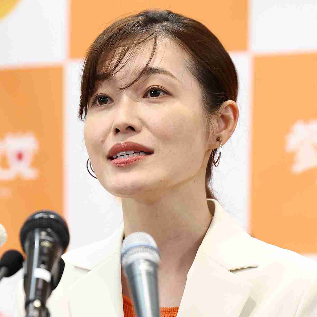 「合流とか、ダメかしら？」参政党・さや氏　高市早苗・麻生太郎陣営に密かに送っていた「ラブコール」（女性自身） - Yahoo!ニュース