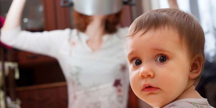 「女の子がほしかったのに男の子だった」虐待で失明させる。31歳母親逮捕