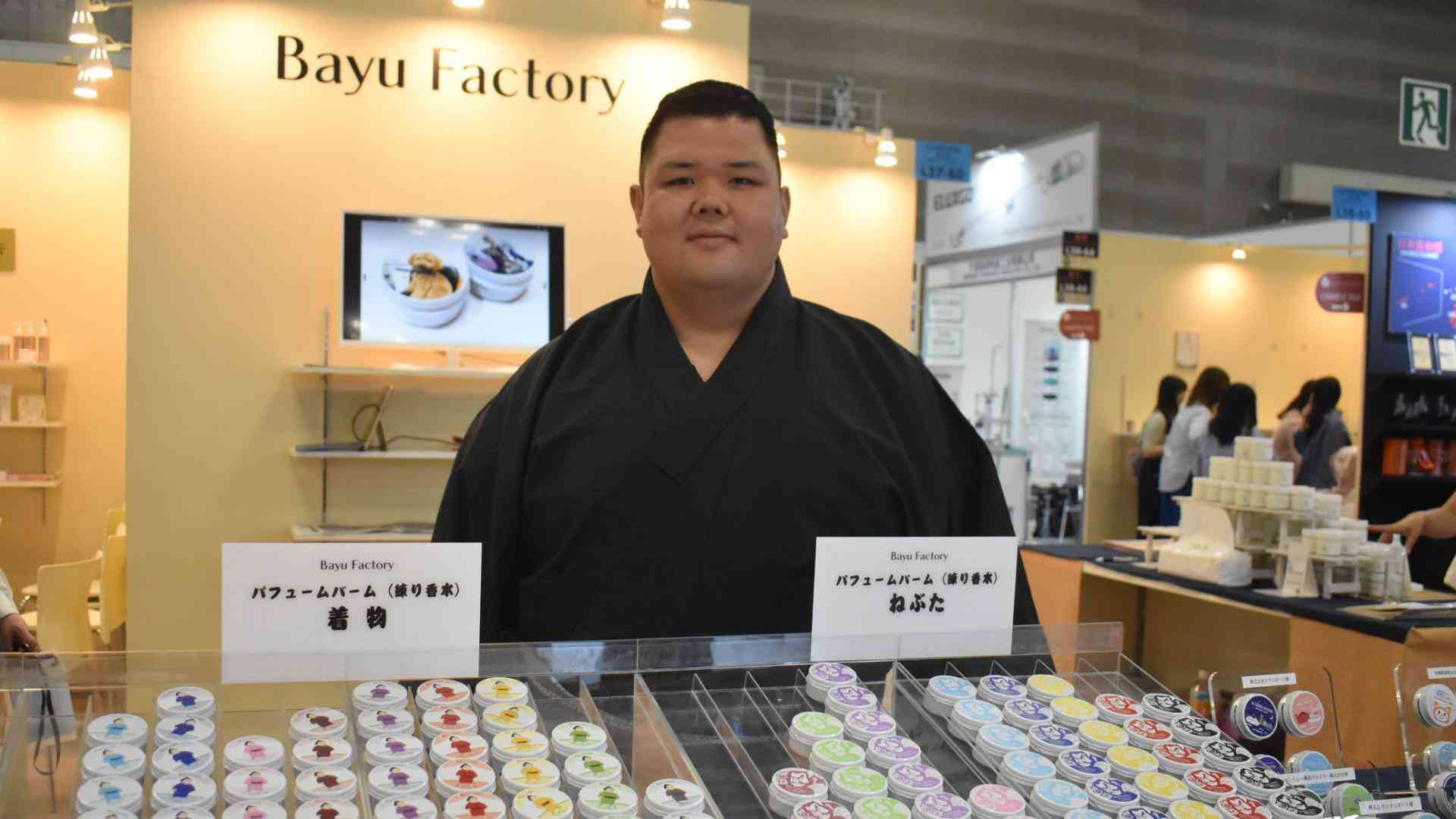 元小結・阿武咲の現在「相撲と一緒で何事も挑戦」大相撲と同様伝統ある馬油の開発と販売で角界に恩返し（飯塚さき） - エキスパート - Yahoo!ニュース