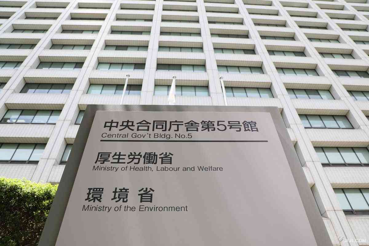 「仕事あり」の母、初の８割超　生活「苦しい」世帯は６割―厚労省調査：時事ドットコム