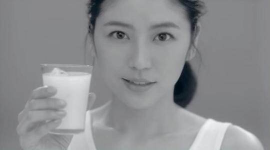 長澤まさみのカルピスCMがセクシーすぎると話題に！「長澤まさみの身体はとっくに知っている」動画はこちら！: 追憶スカイウォーカー